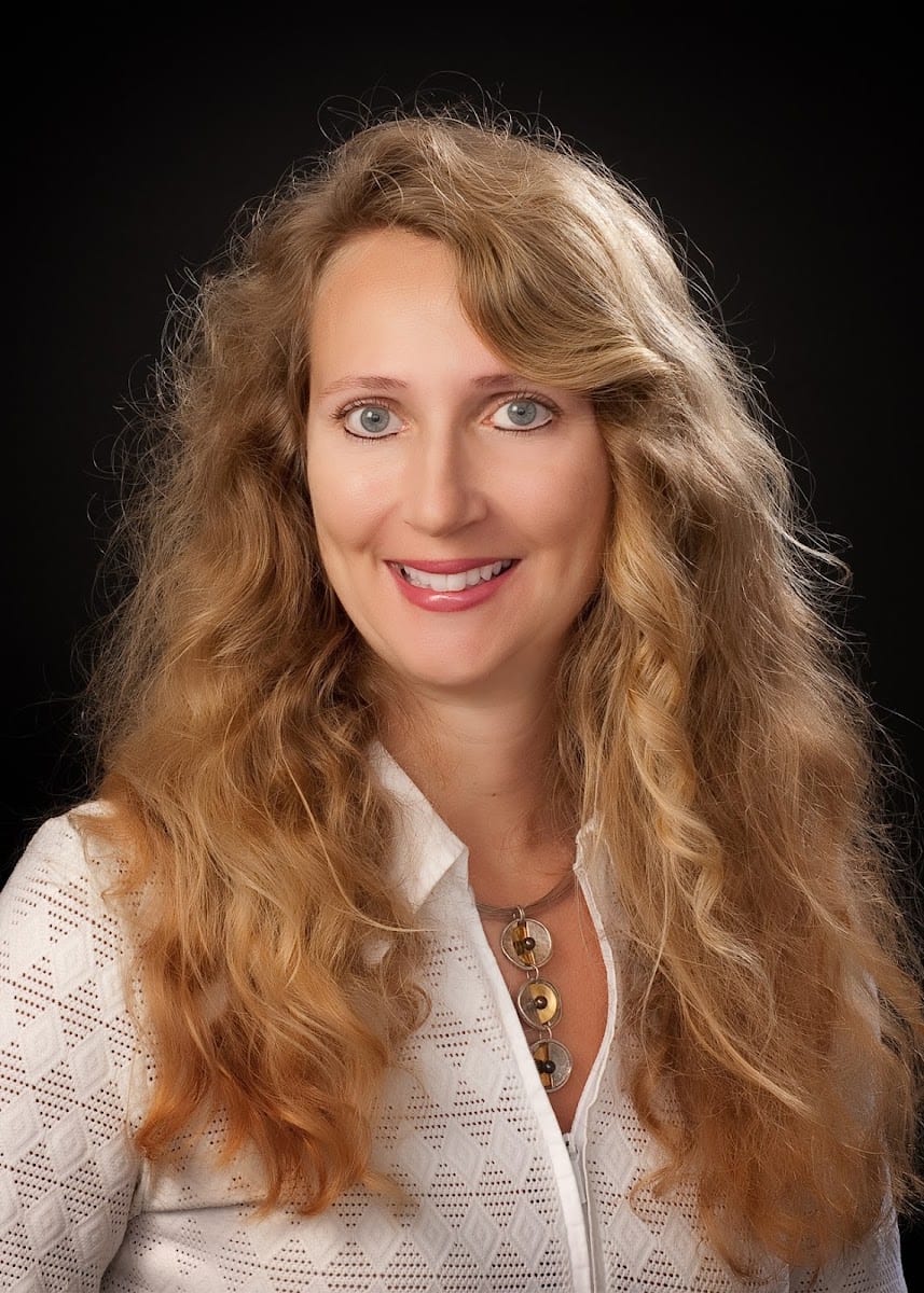 Jennifer Gardner (PSA) - Art Studio