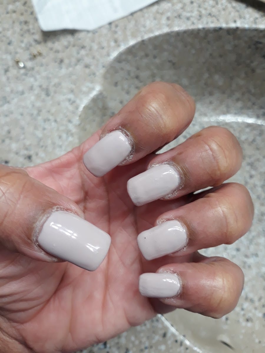 Lee's Nails
