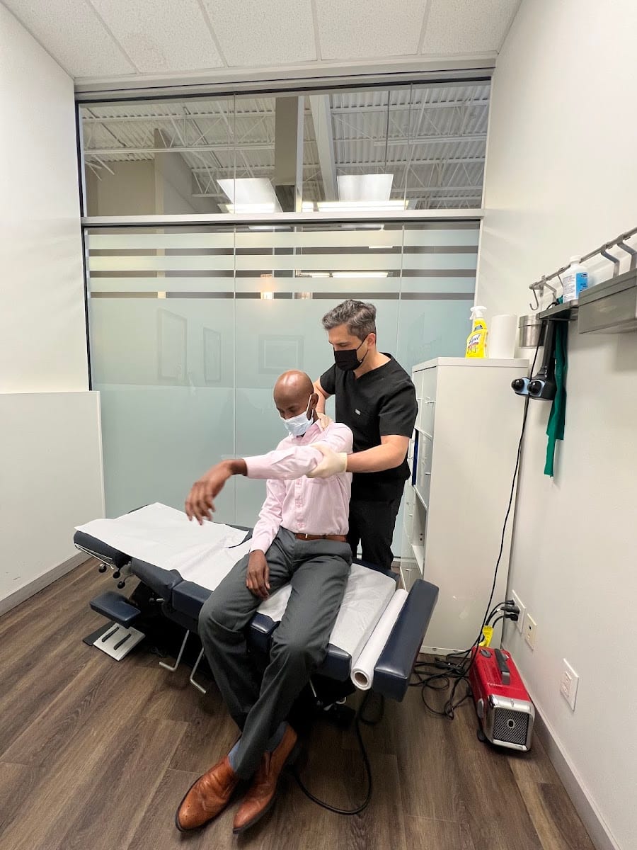 Dr. Arash Saleki, DC, Toronto-Chiropractor