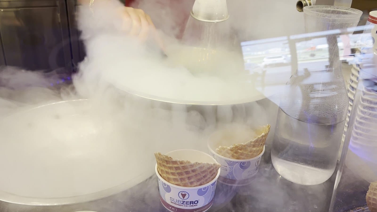 Sub Zero Nitrogen Ice Cream, photo 3