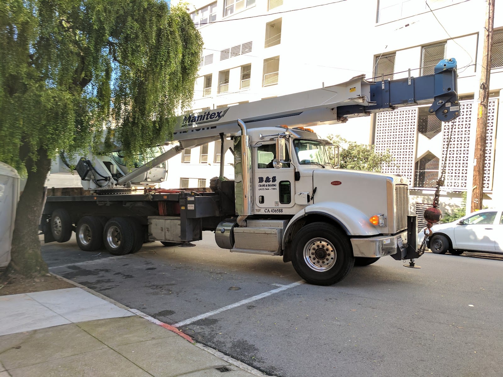 B & S Crane & Erection Services, photo 3