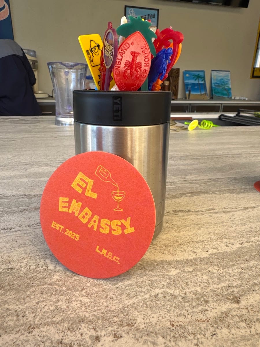 El Embassy Bar and Grill