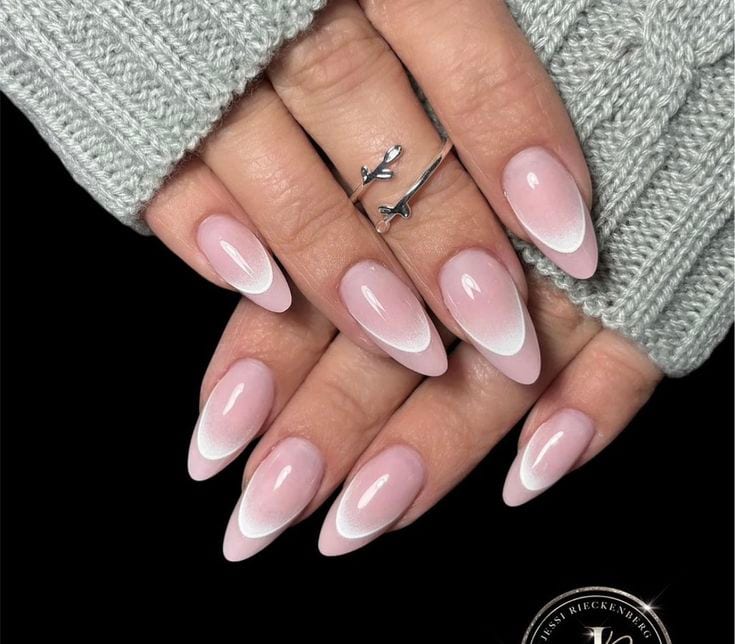 The Nail Room and The Hair Room, photo 4