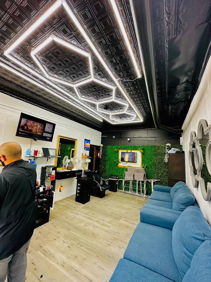Happy Man Barber Shop