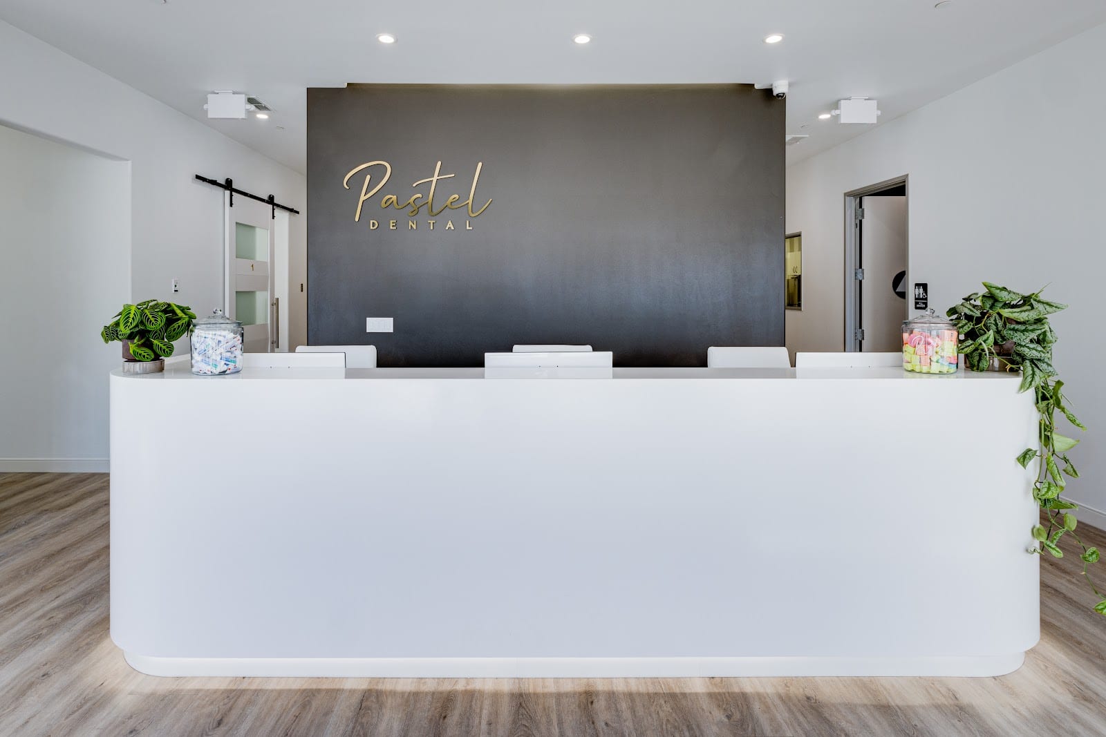 Pastel Dental, photo 2