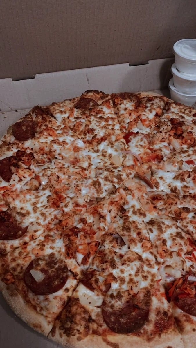 Al Madina Halal Pizza & Bakery, photo 2