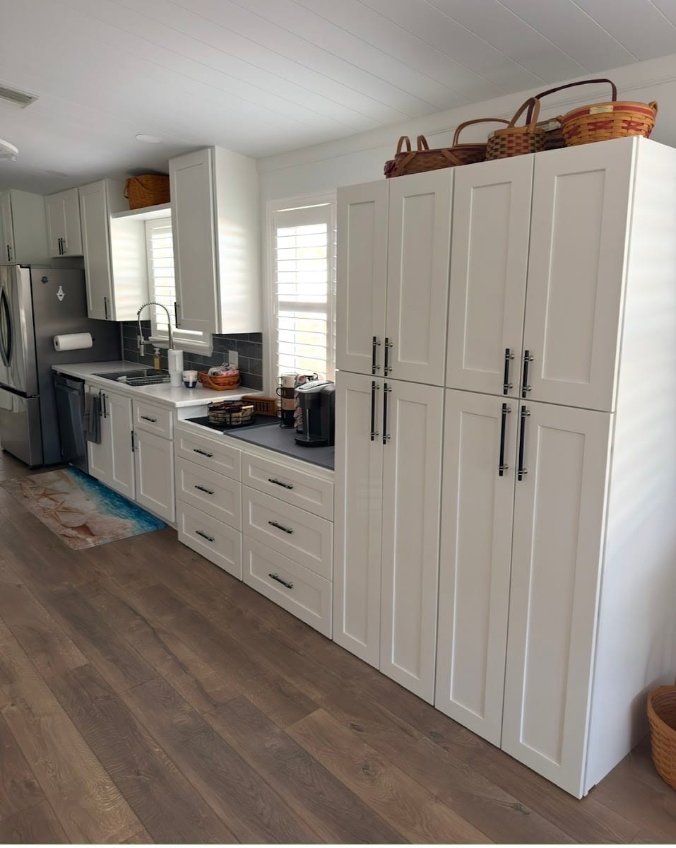 Clear Project LLC Tub and tile Reglazing & Cabinet Refinishing Sarasota
