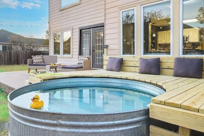 Amenities Galore - Heated Pool, Hot Tub, Cold Plunge, Grill, Gym, Peloton Bike, Massage Chair, Games, photo 3