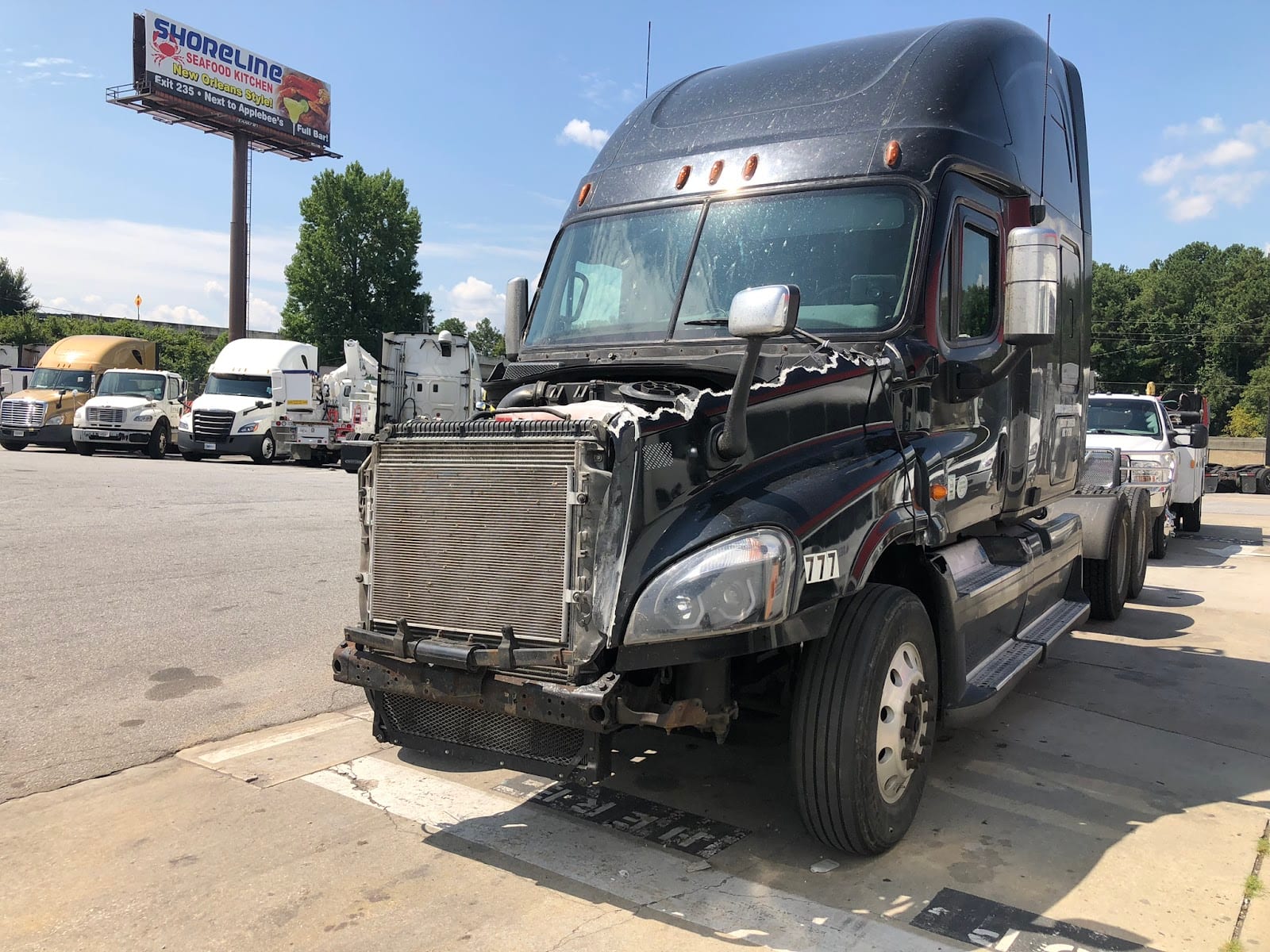 FONG Truck & Trailer Repair Service