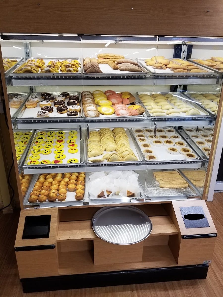 Yiyi's Bakery, photo 3
