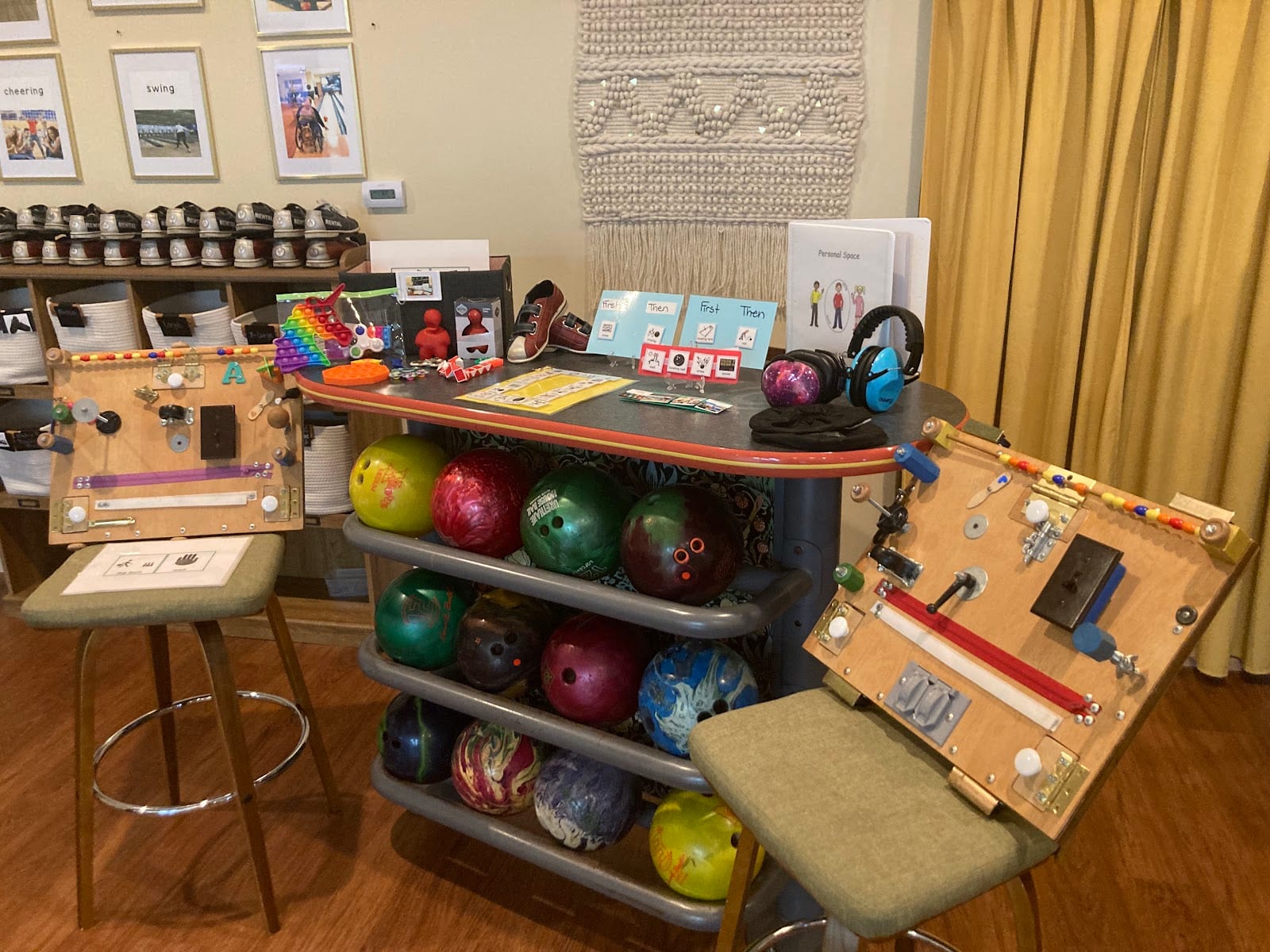 House of Pins, photo 4