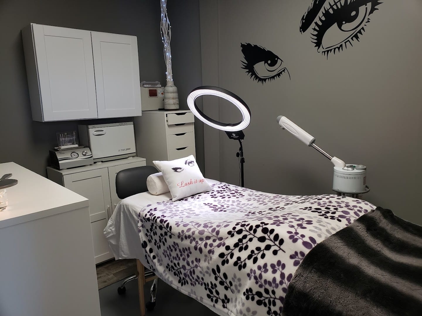 Vérité Skin & Lash Studio