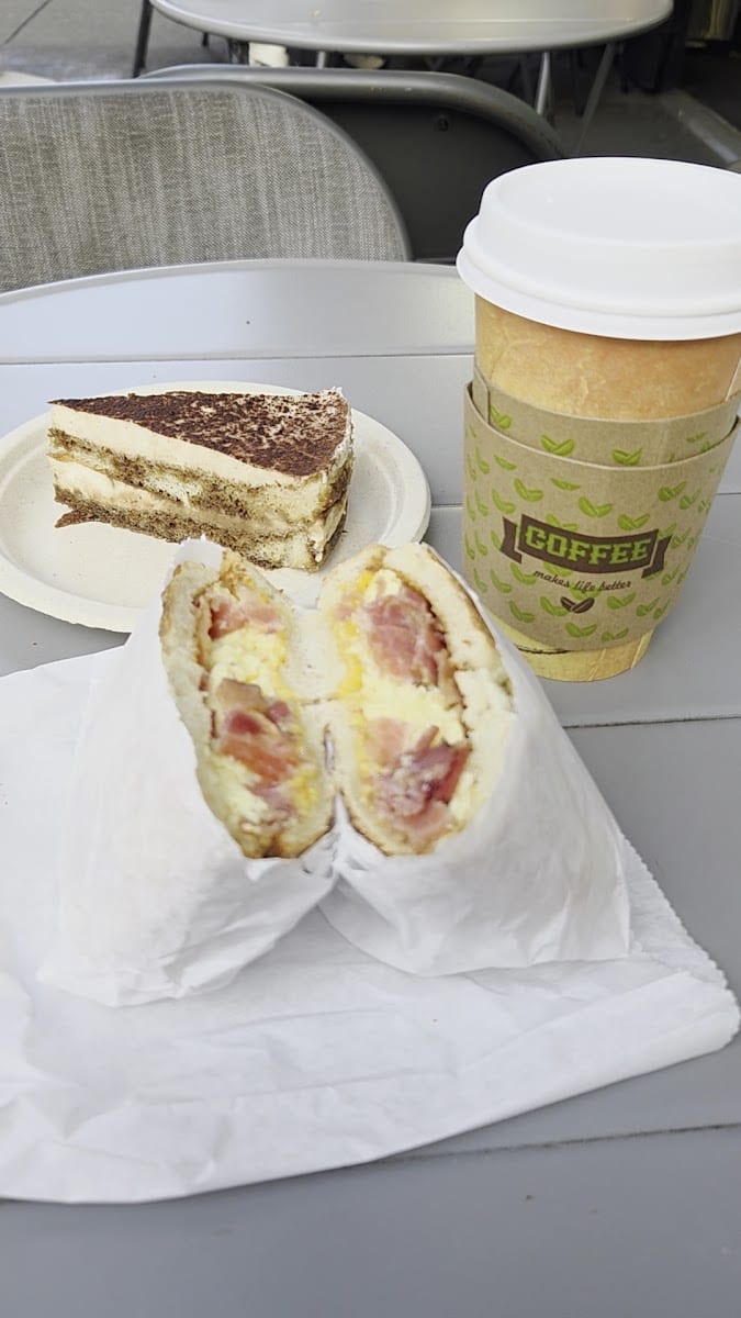 Mellis Cafe, photo 2