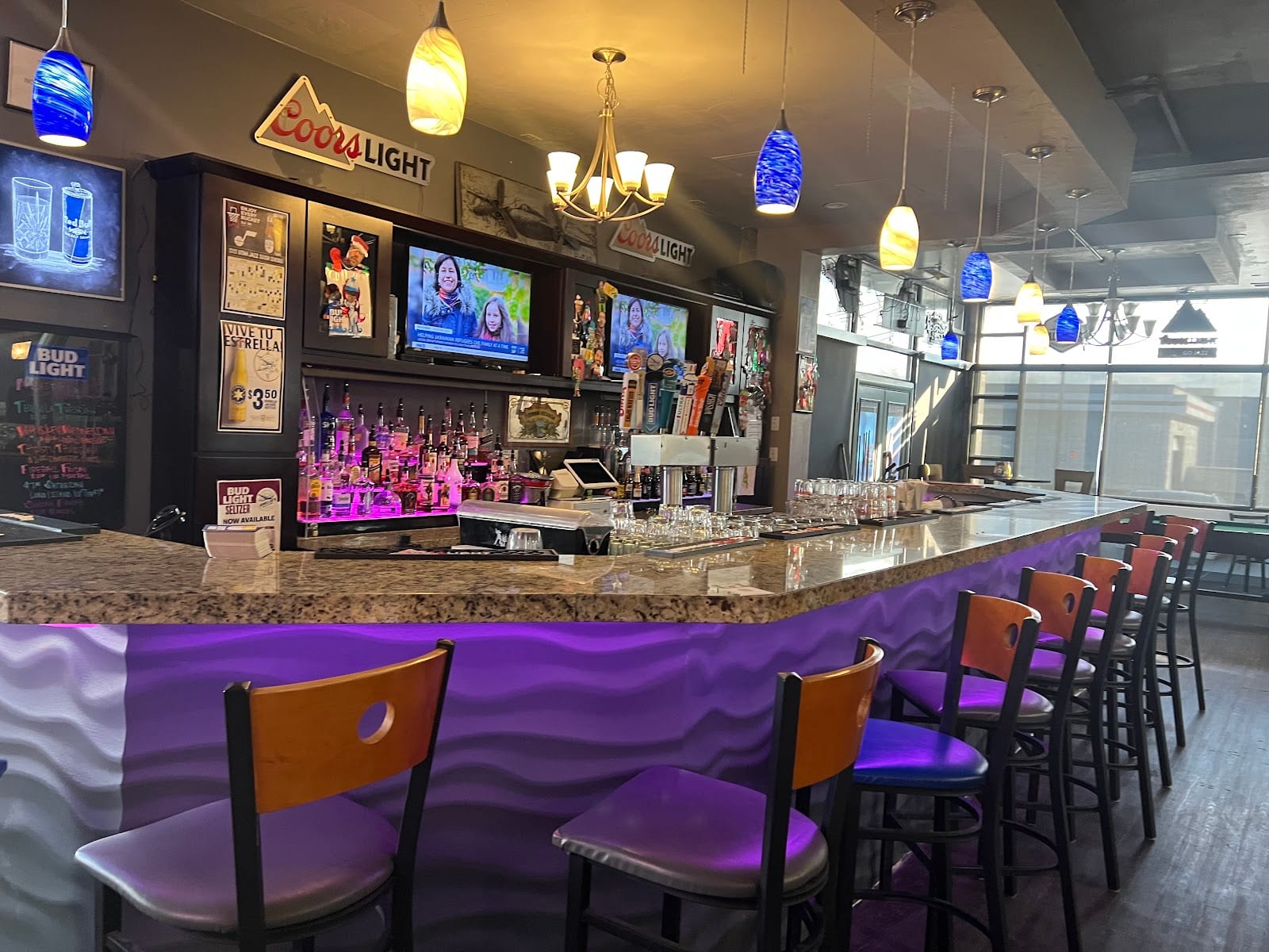 Amelia’s Grill & Bar
