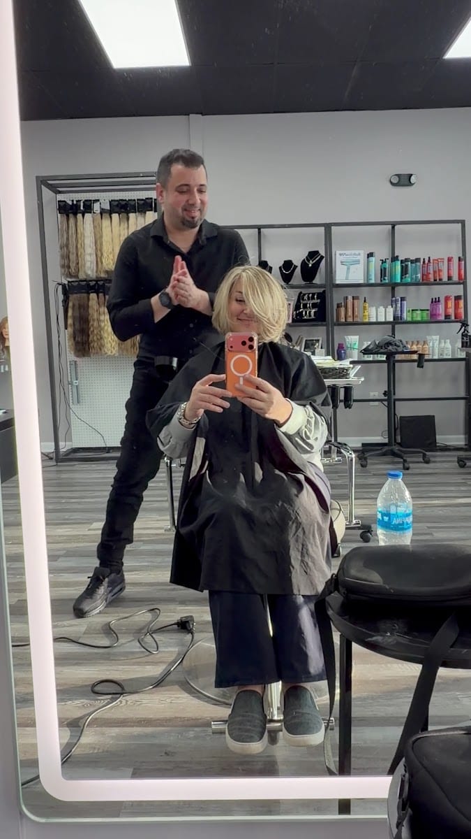 Lunar Salon, photo 2