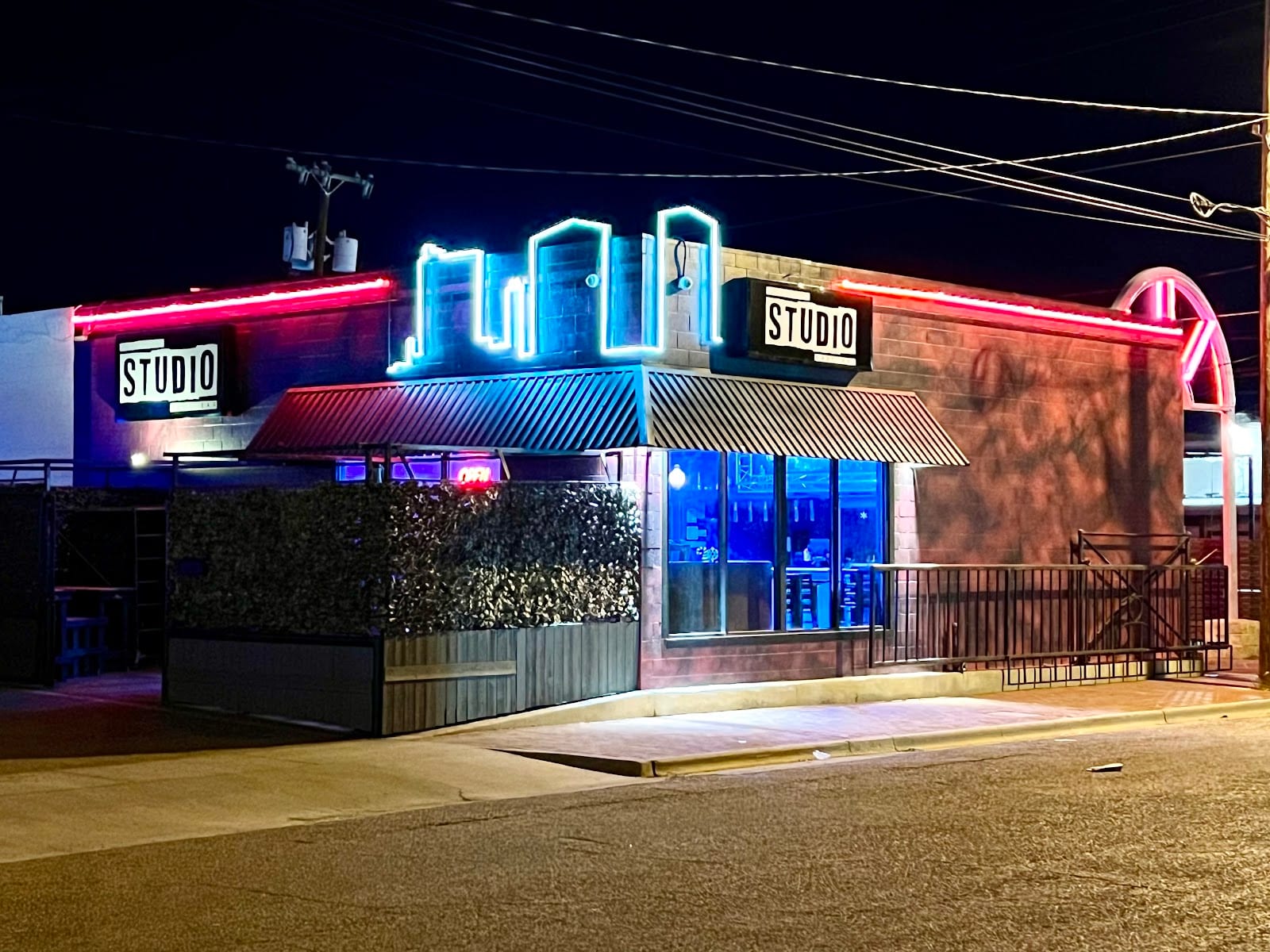 Studio Shot Bar, photo 4