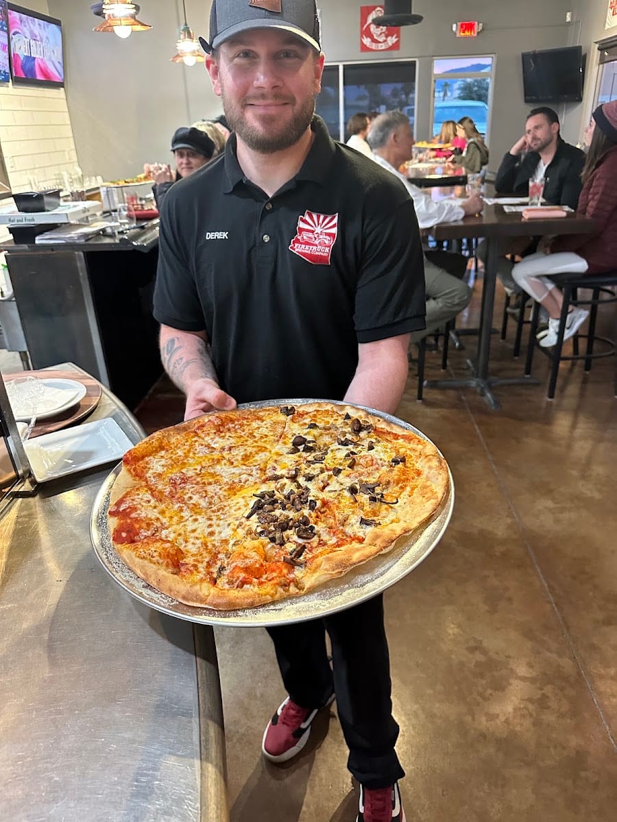 Firetruck Pizza Company, photo 2