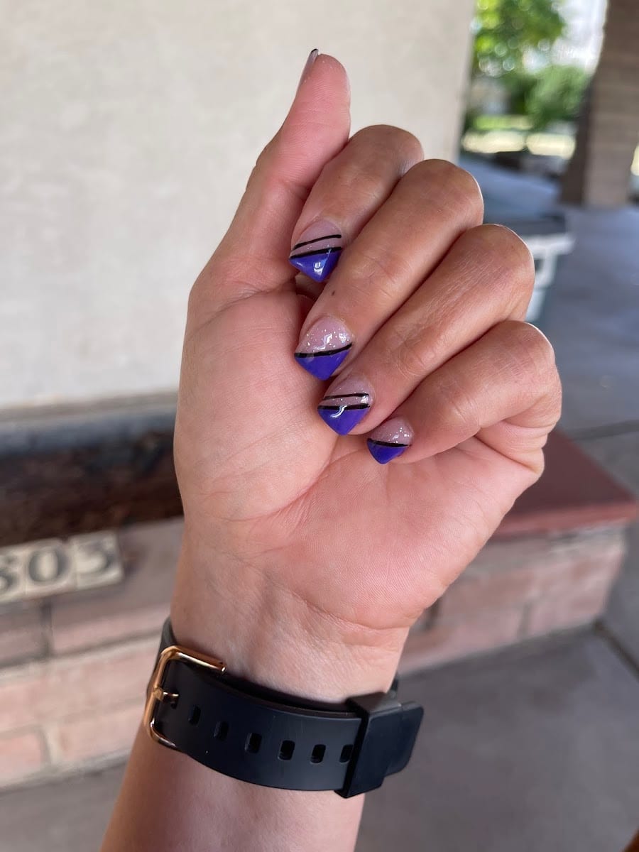 L'Amour Nails 2