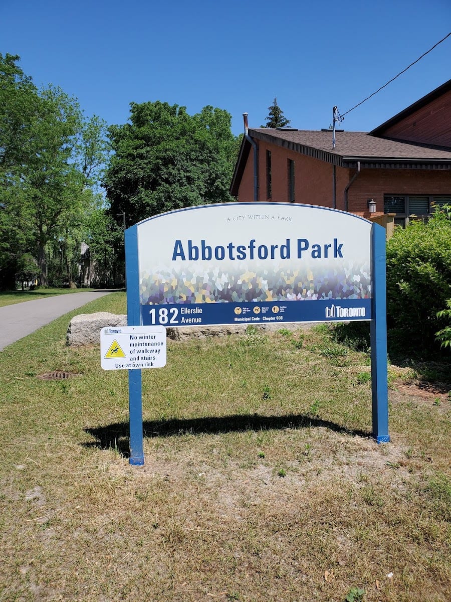 Abbotsford Park, photo 3