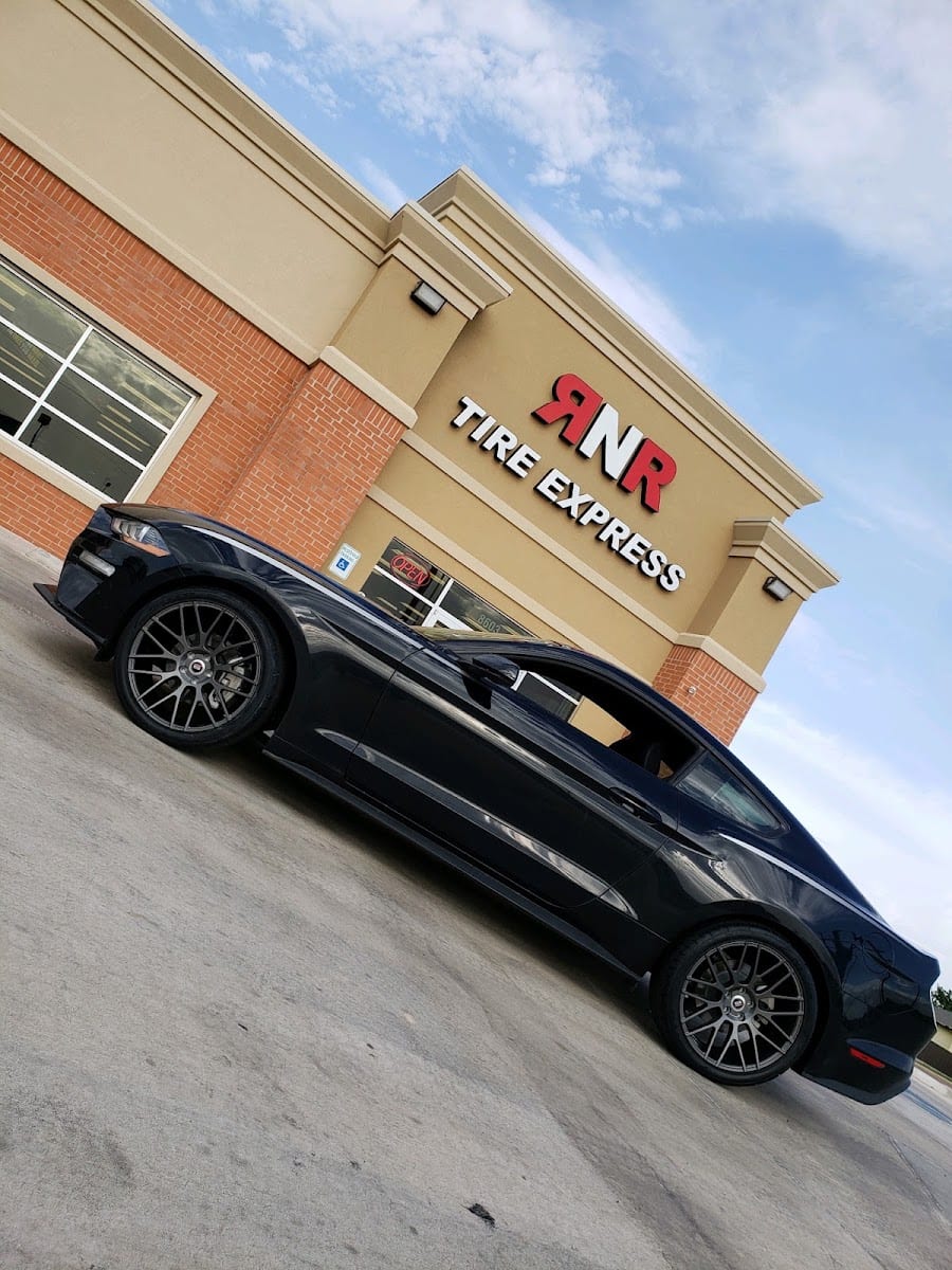 RNR Tire Express Lubbock, photo 4