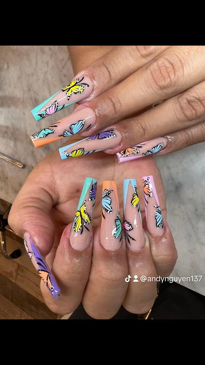 Essence Nail Spa Andy