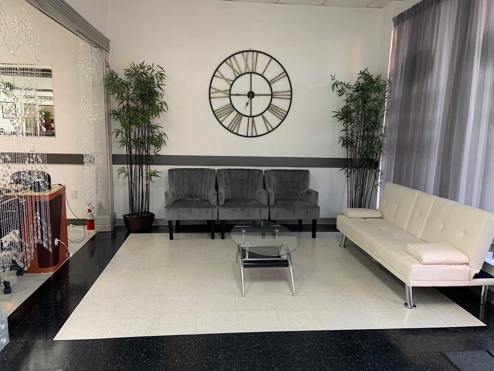 Eman Threading Hair & Nails Spa, photo 4