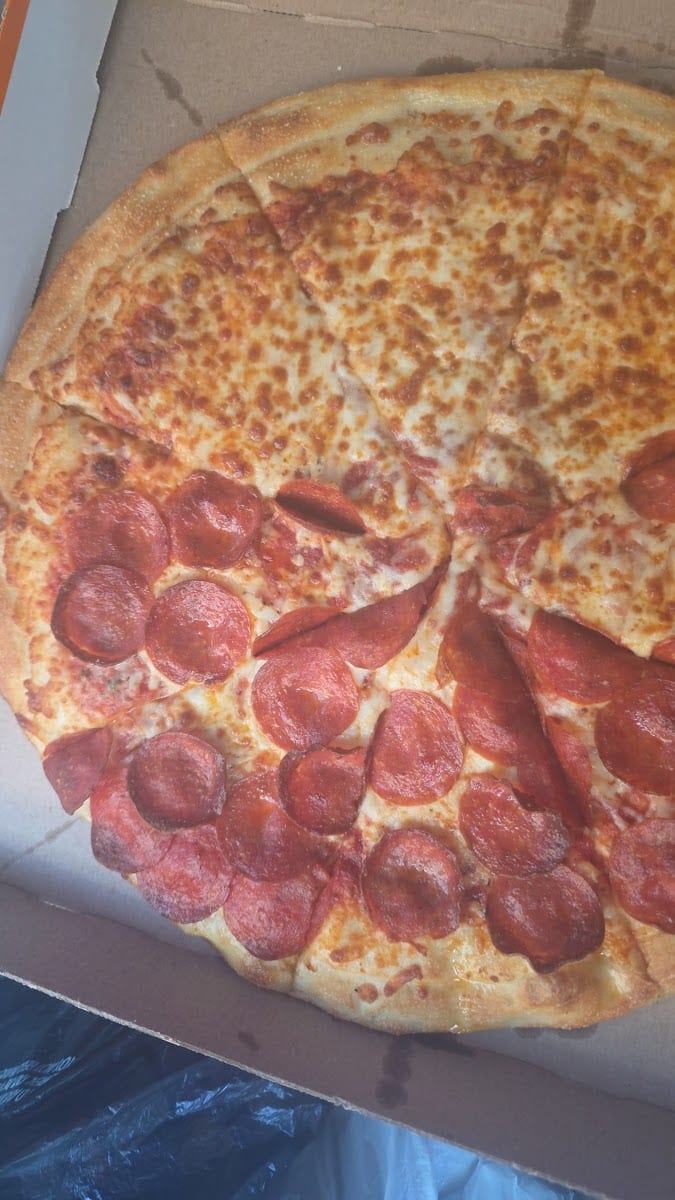 Little Caesars Pizza, photo 3