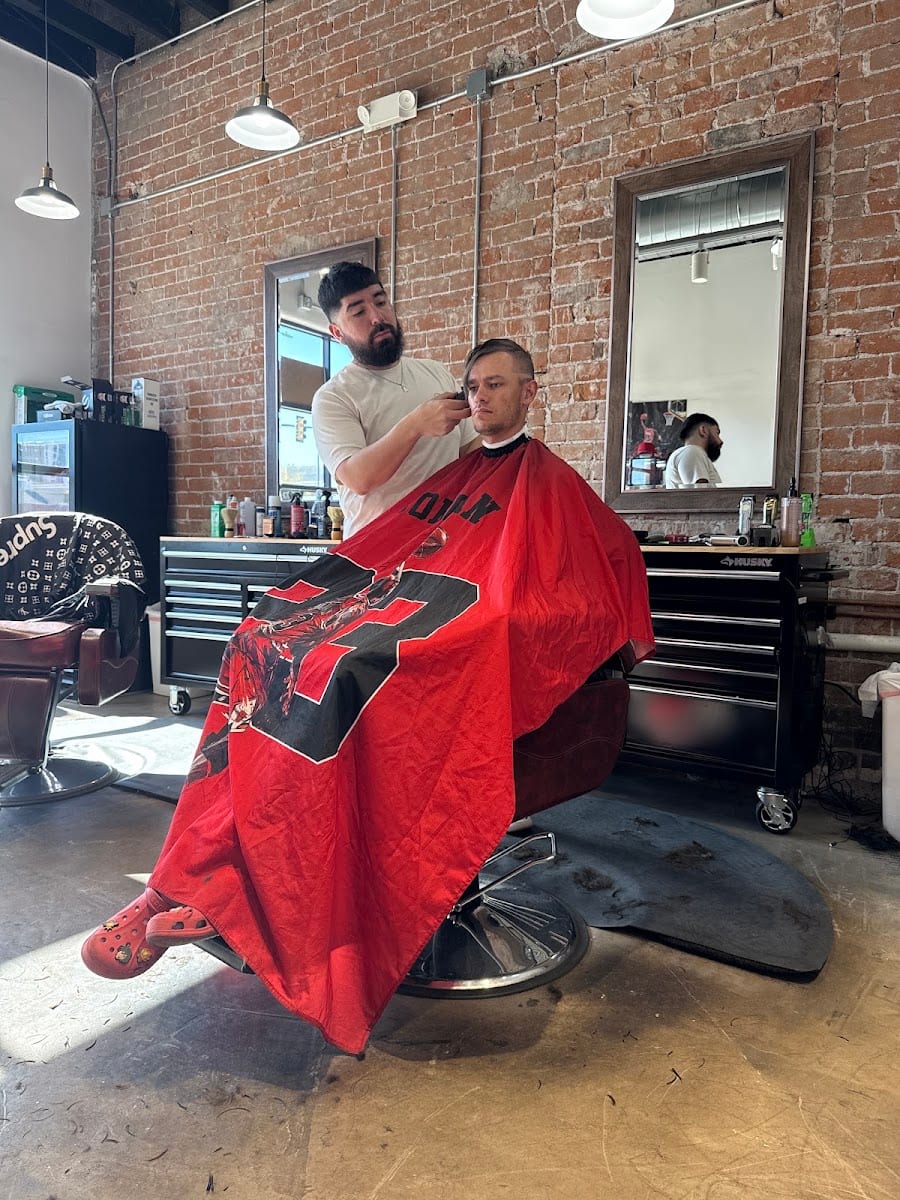 Booney’s Barber Shop