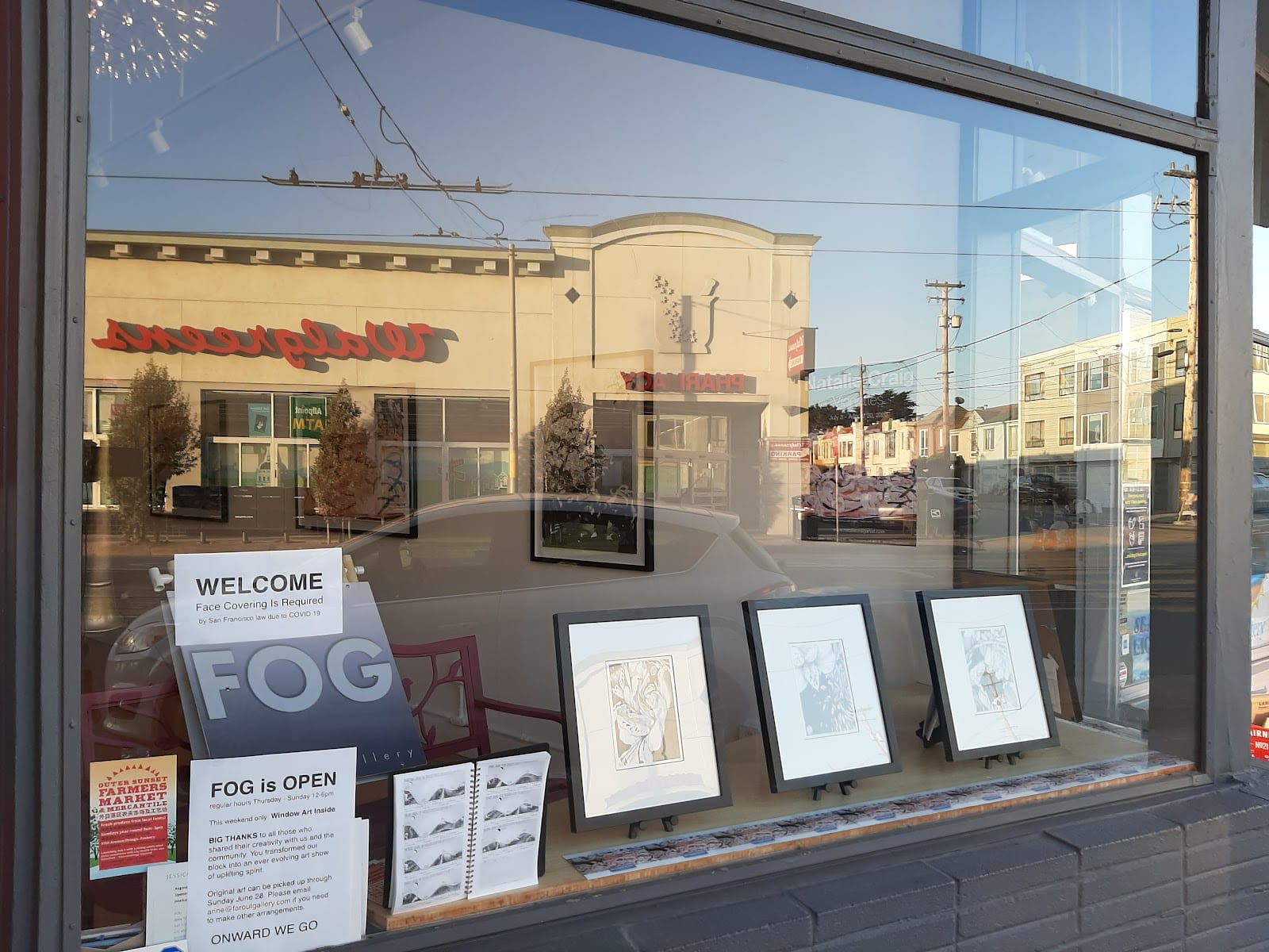 Far Out Gallery, photo 2