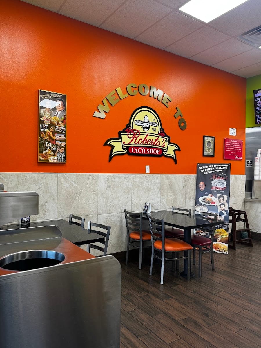Roberto's Taco Shop, photo 3