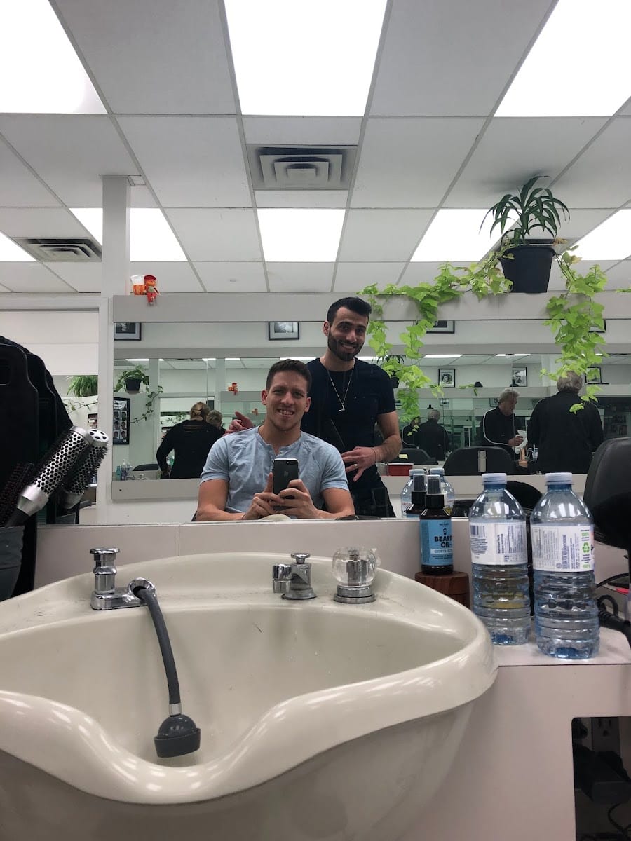 Peter's Hairstylists & Barbers, photo 4