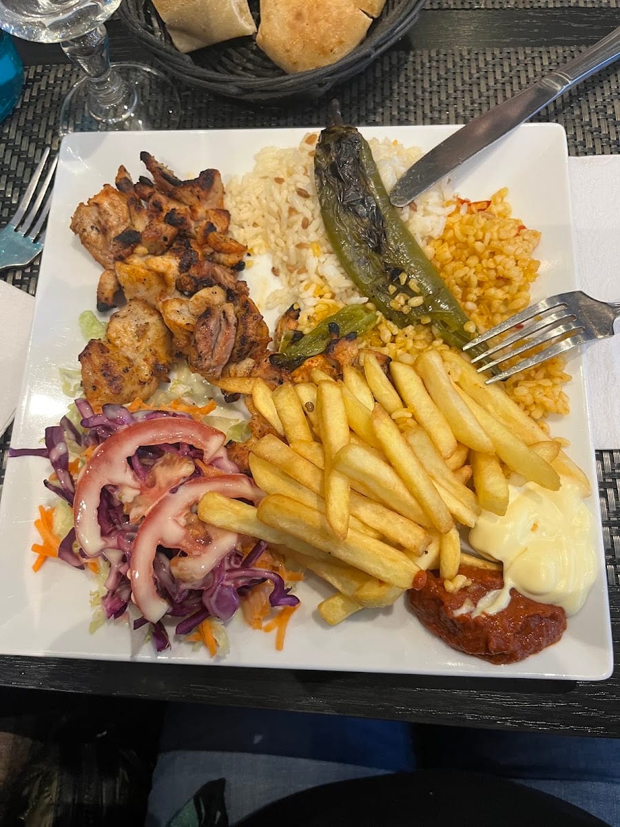 Restaurant LARA