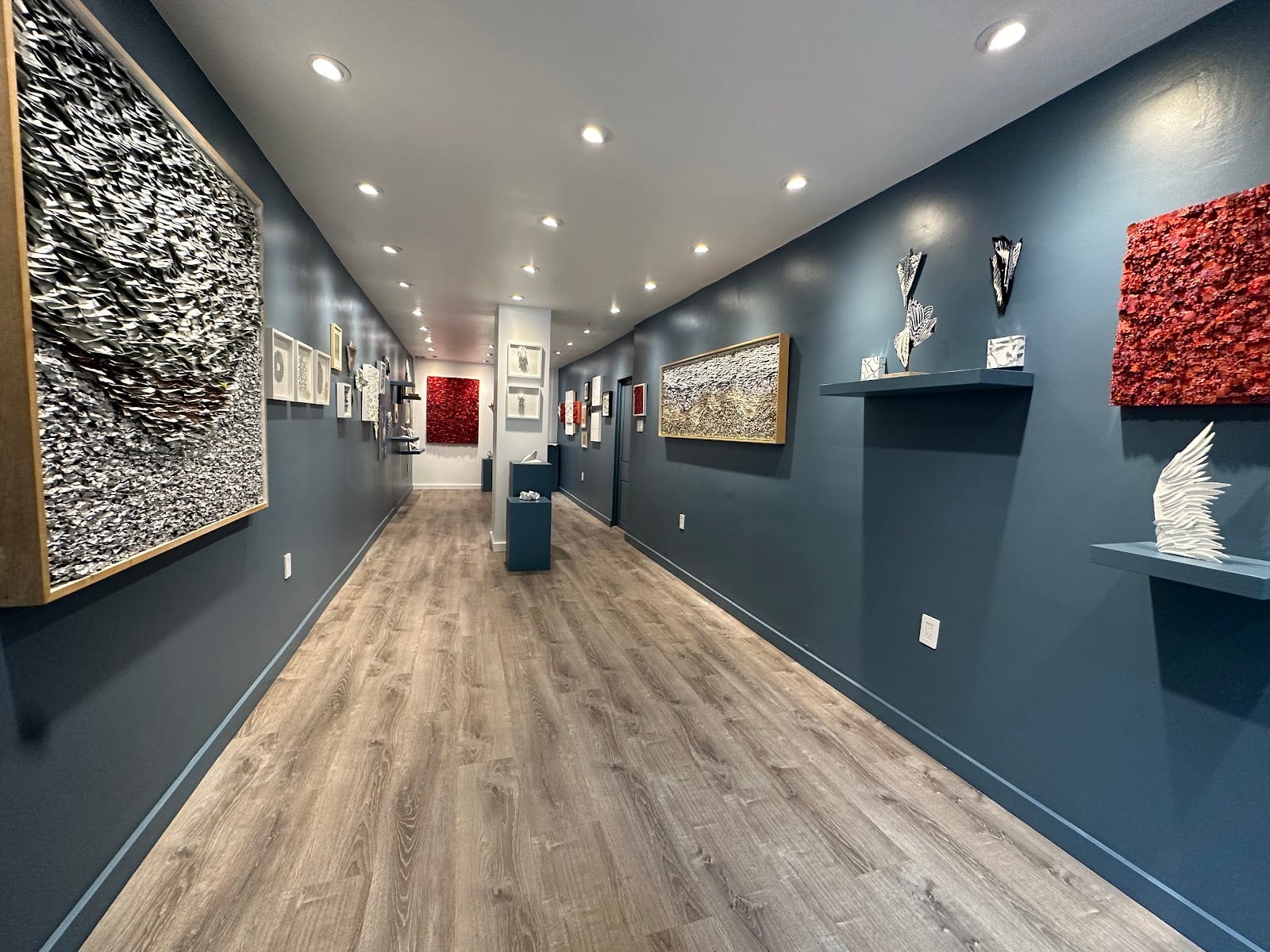 MAG Galleries, photo 2