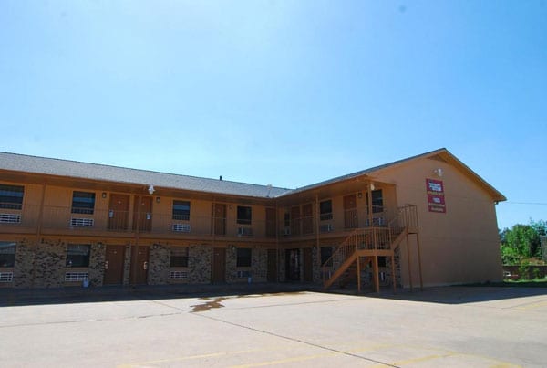 Coach Light Inn Brenham, photo 4