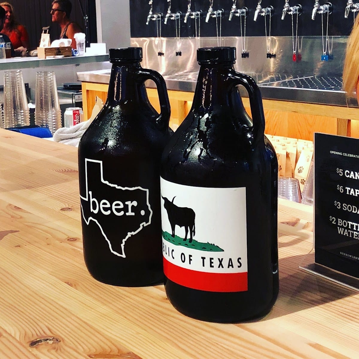 GRRROWLER'S Tap Room & Beer Garden