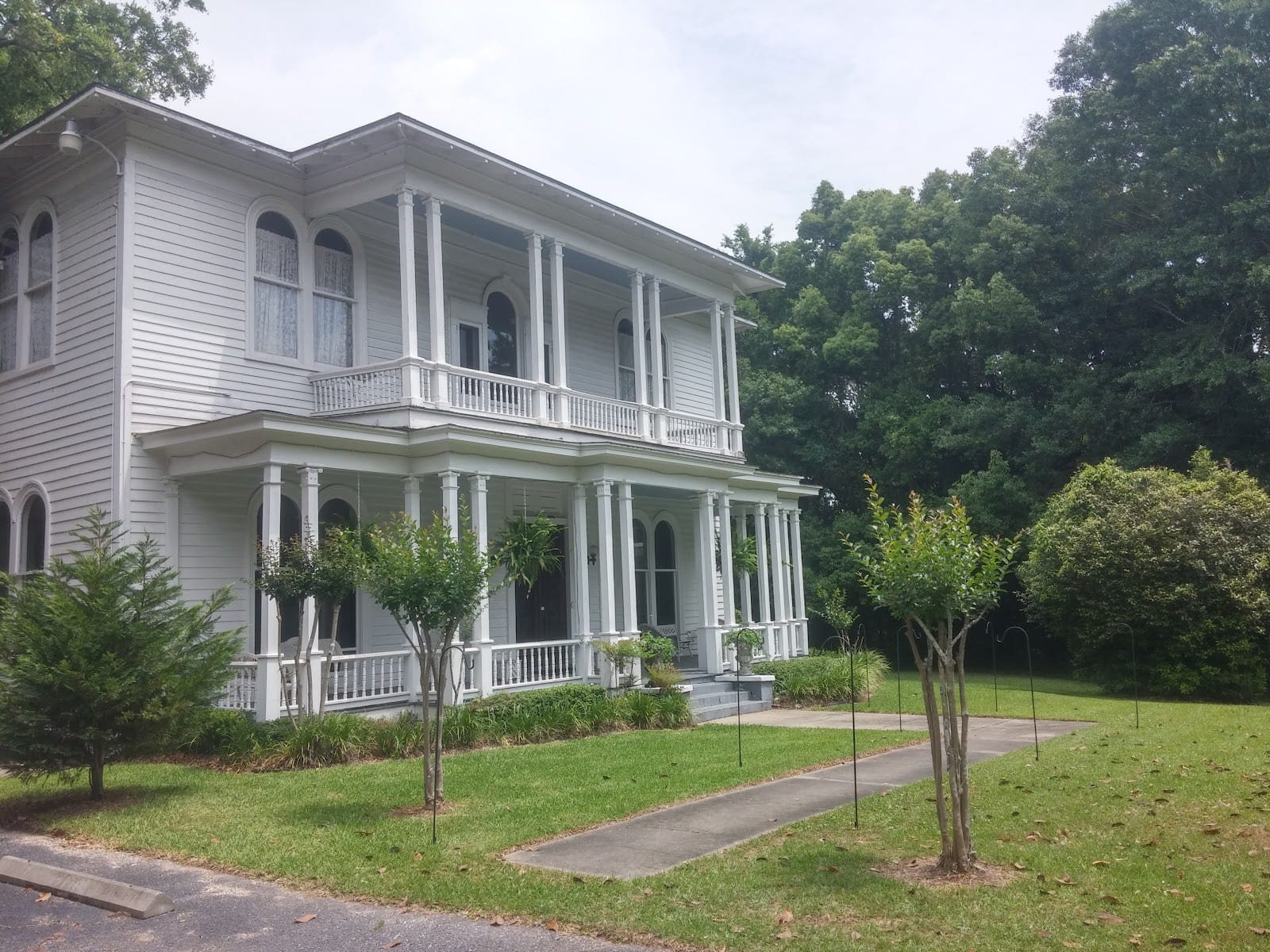 Magnolia Manor