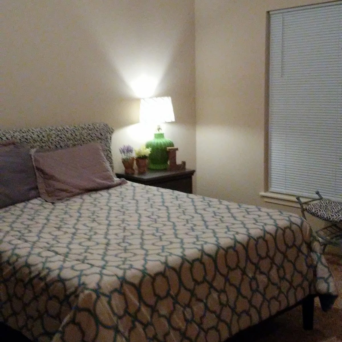 Riverhouse Apartments