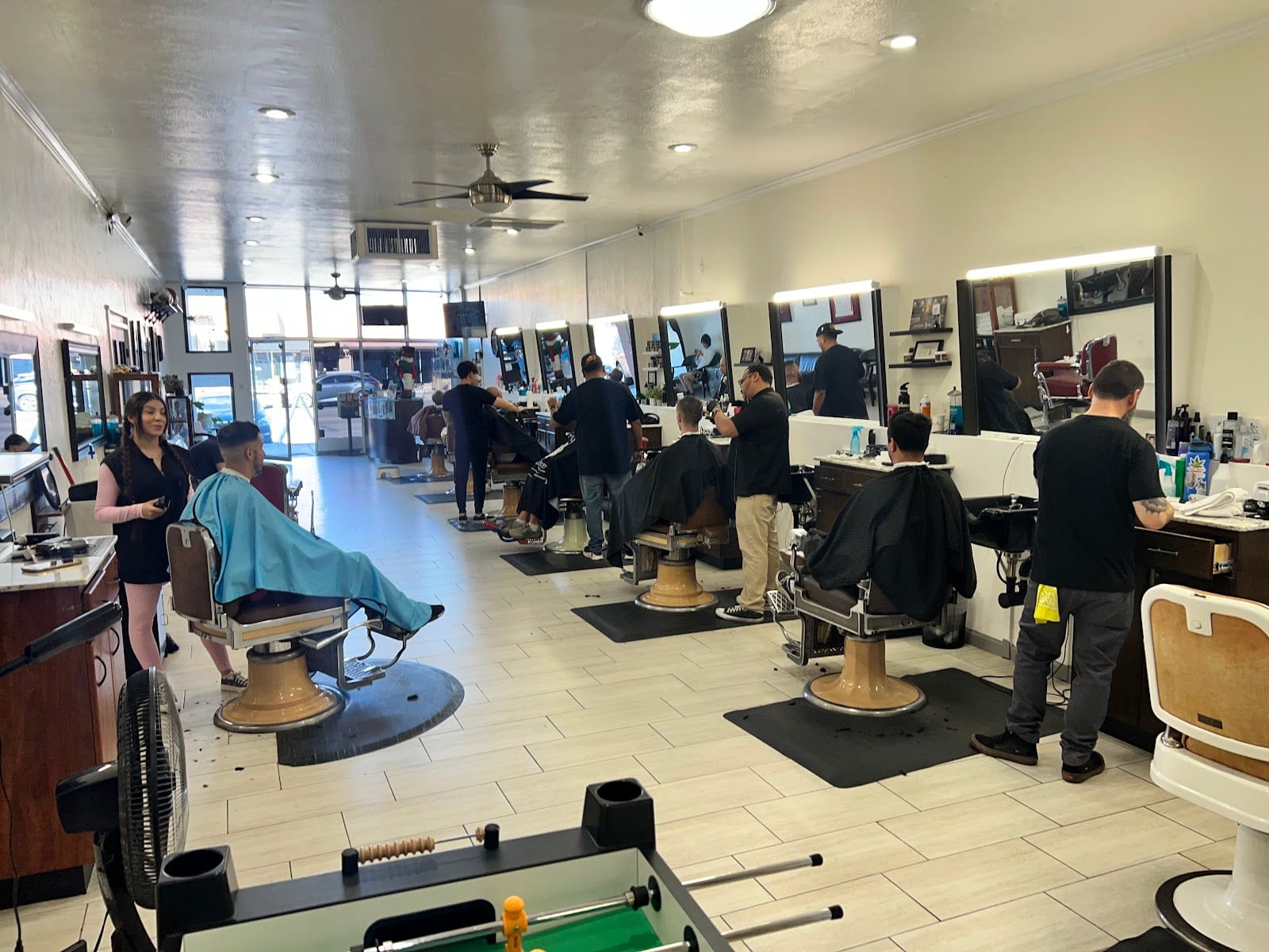 Gentlemen's Choice Barbershop, photo 2