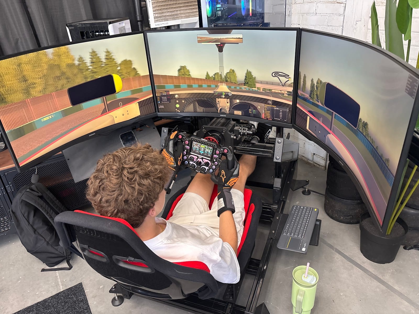 BCM Sim Racing Experience, photo 3