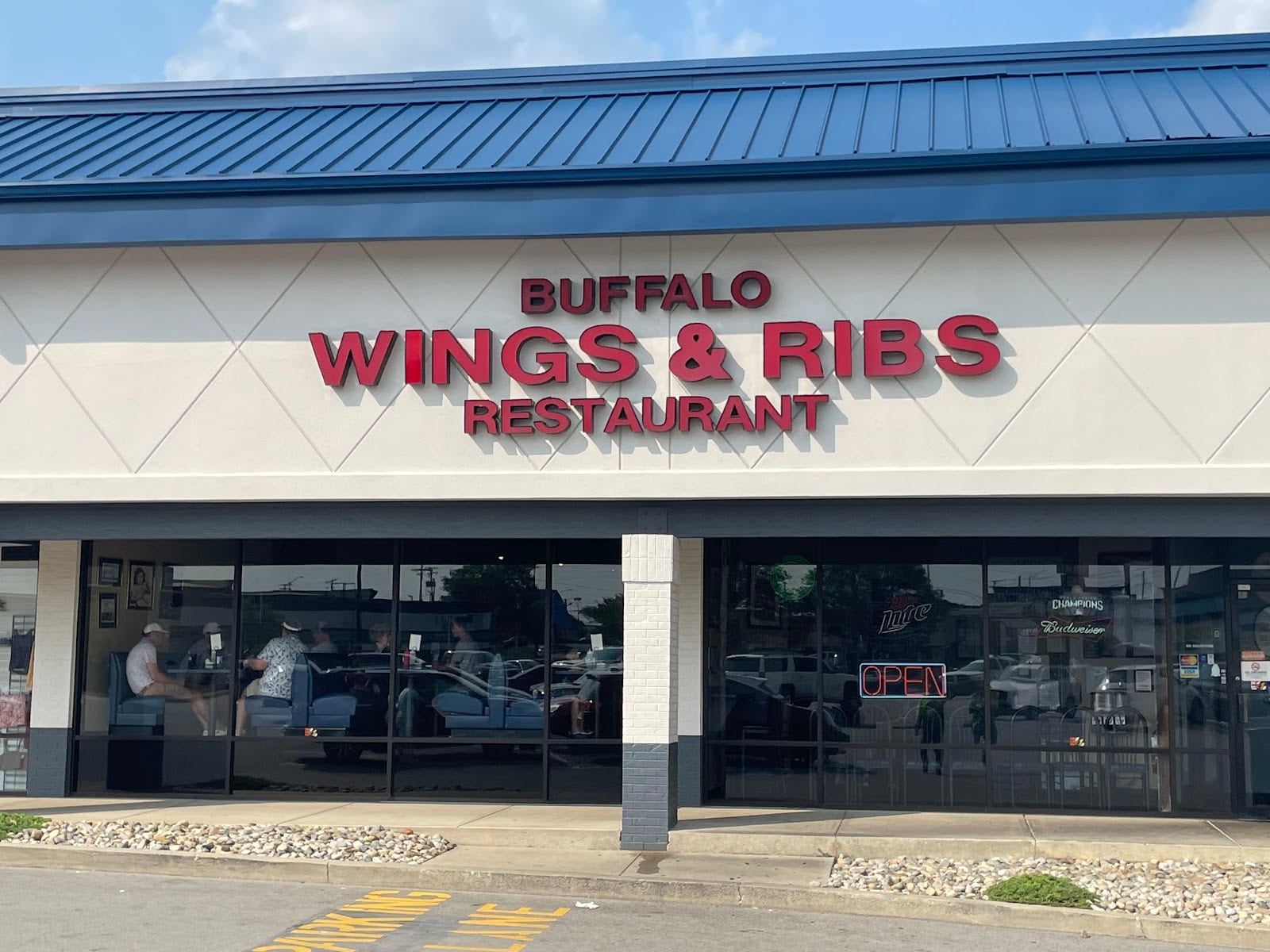 Buffalo Wings & Ribs, photo 2