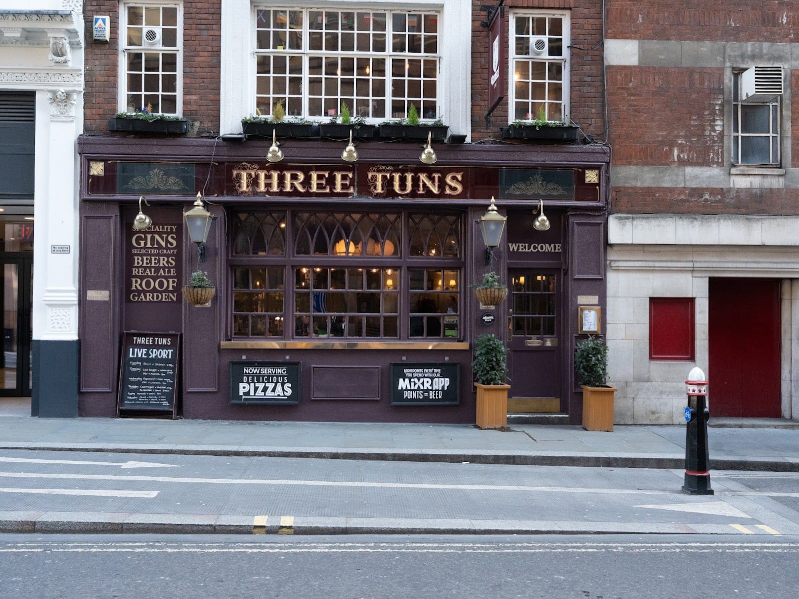 Three Tuns Aldgate