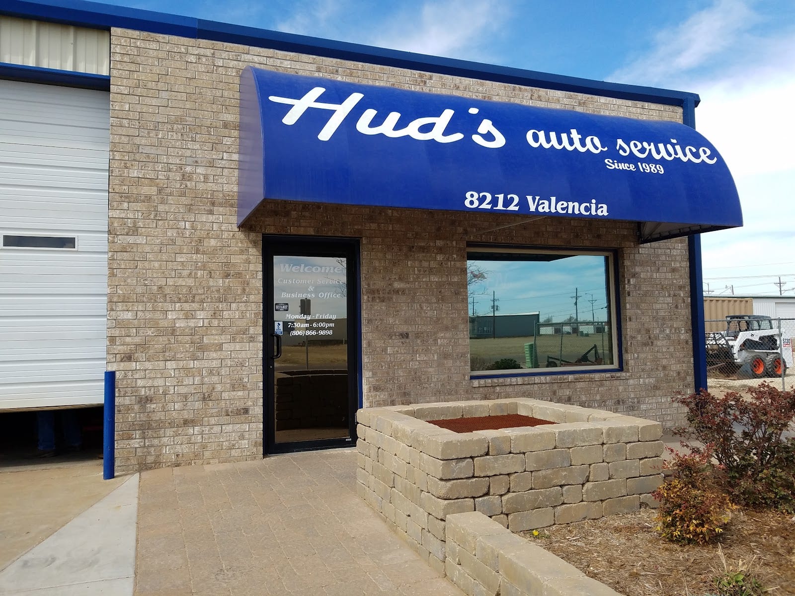 Hud's Auto, photo 2