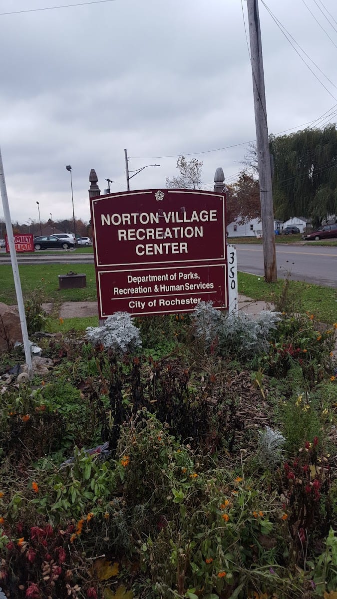 Norton Village Park, photo 2