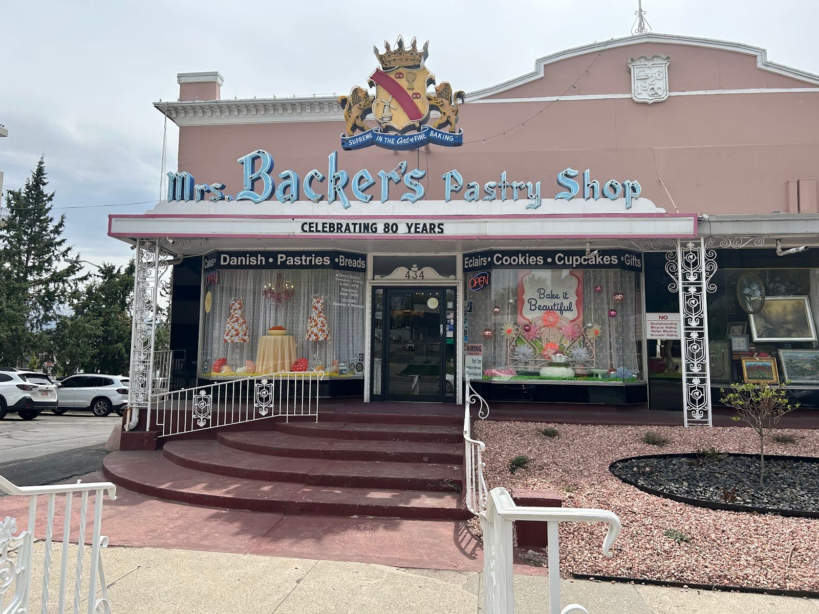 Mrs. Backer's Pastry Shop, photo 2