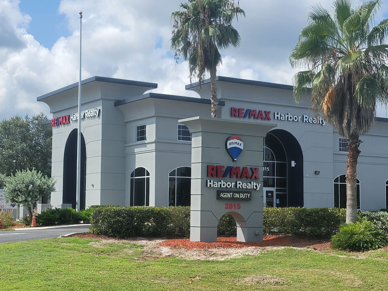 RE/MAX Harbor Realty, photo 2