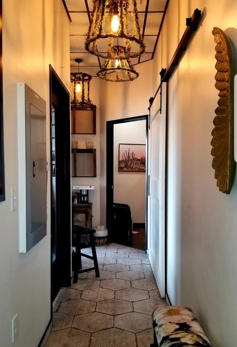 Urban Glow Studio, photo 3