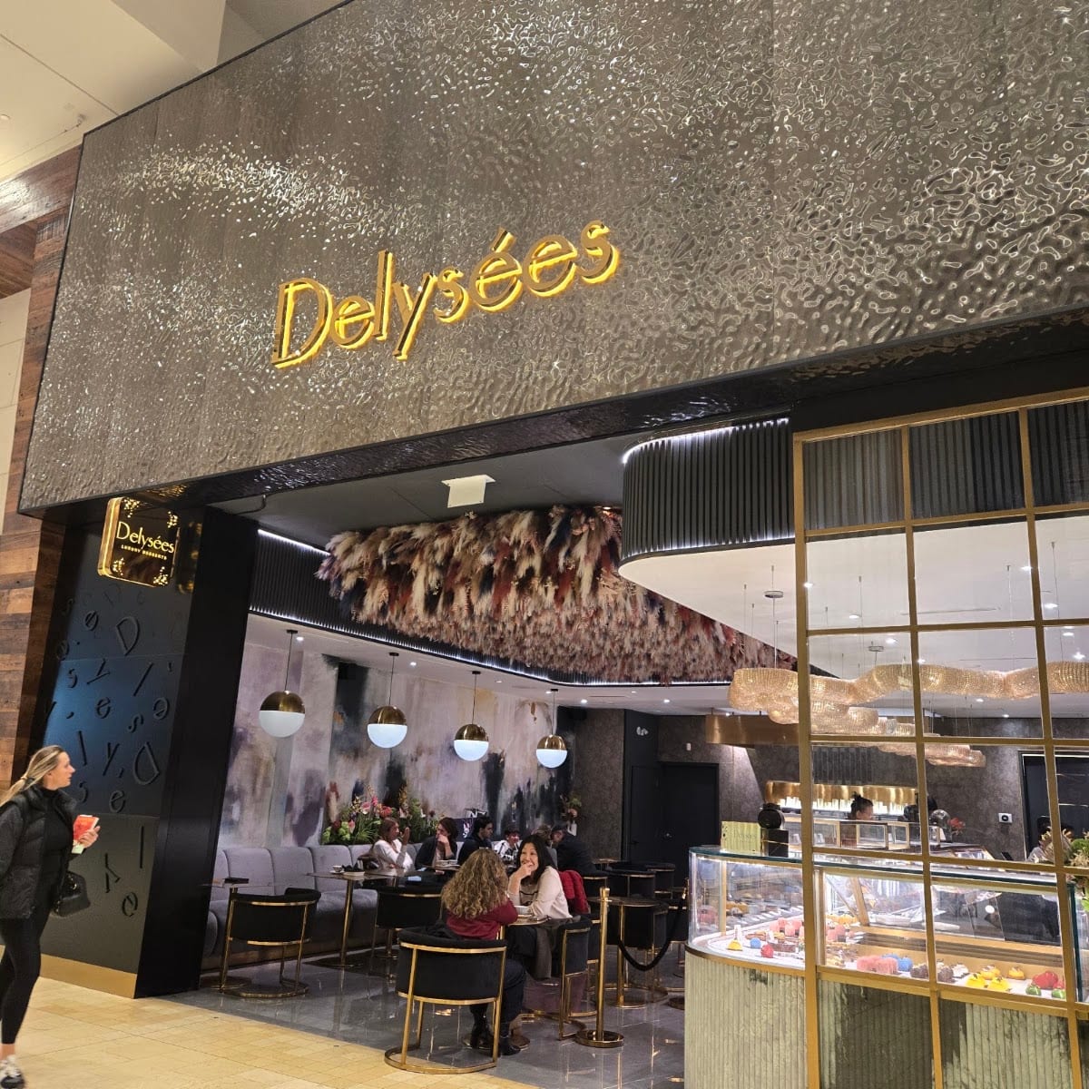 Delysées Luxury Desserts Yorkdale