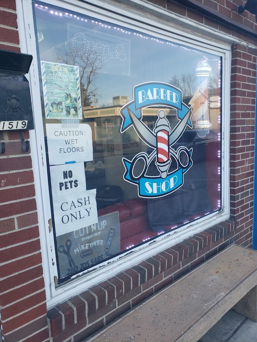 Cut n Up Barbershop