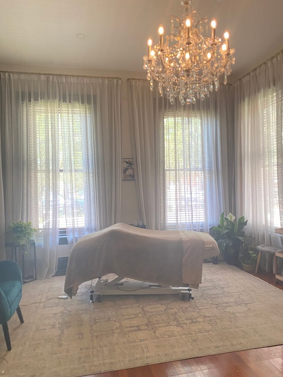 Kura Massage, Hypnotherapy and Breathwork