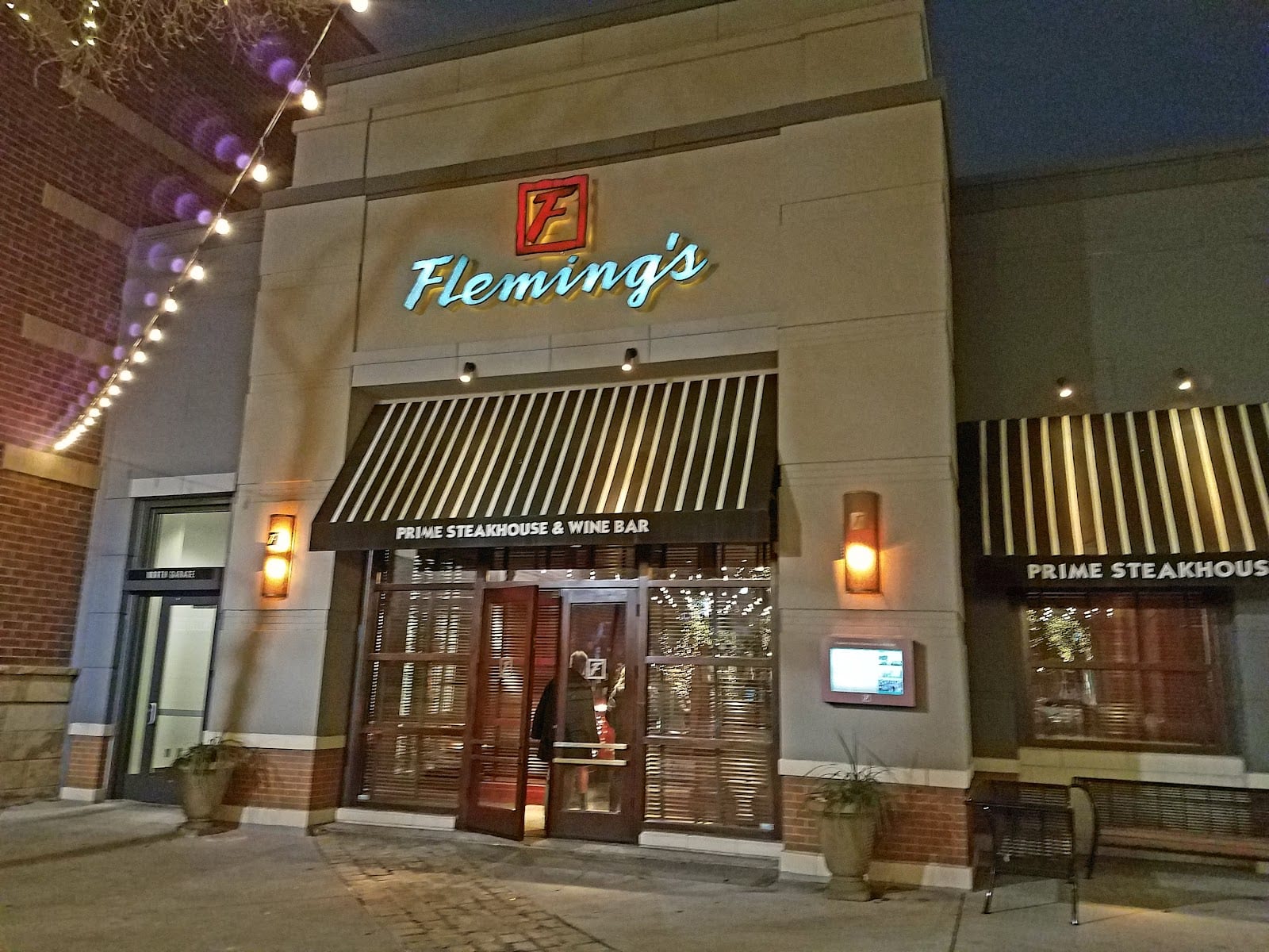 Fleming’s Prime Steakhouse & Wine Bar